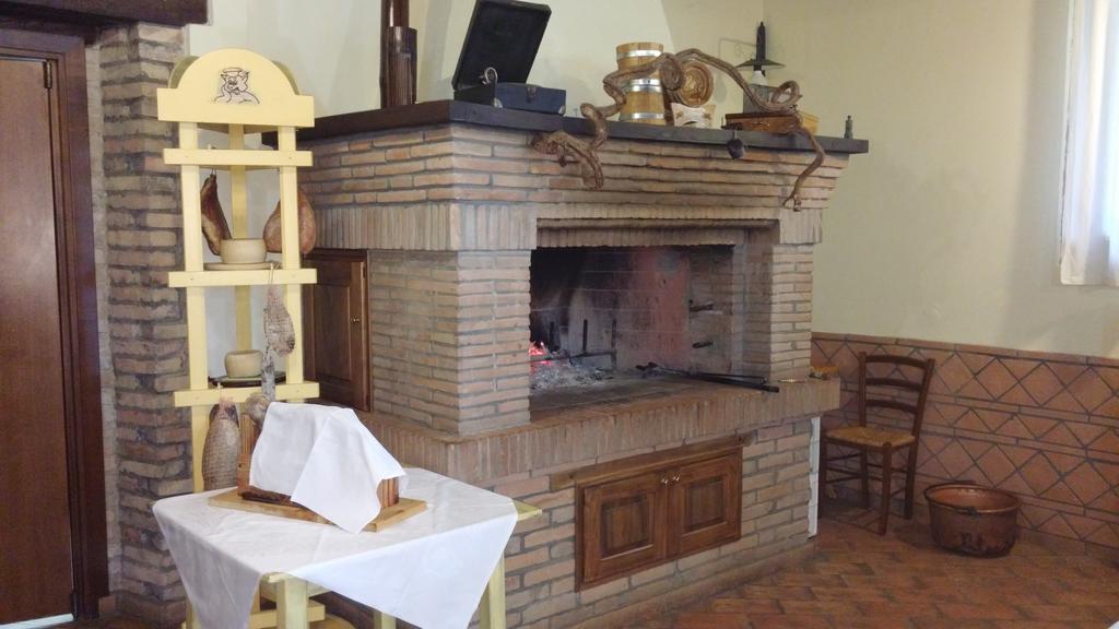 Societa Agricola F.Lli Angelucci Villa Cannara Ngoại thất bức ảnh